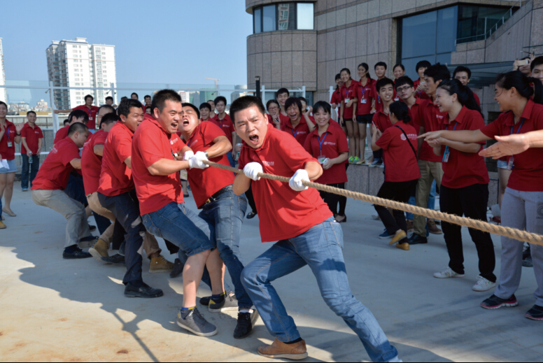 国酒—拔河比赛.jpg 国酒—拔河比赛.jpg